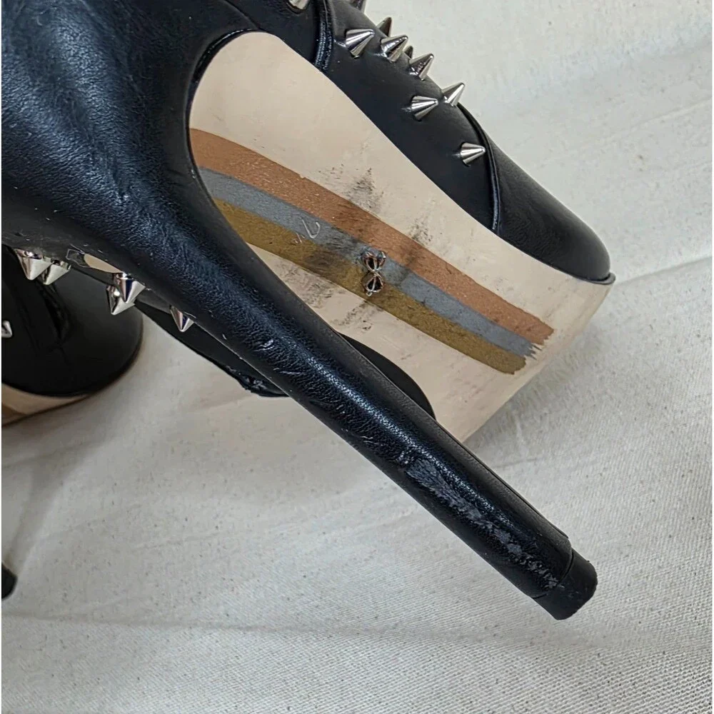 Sam Edelman Wally Studded Leather Ankle Booties Black Pointed Toe Heels 7.5